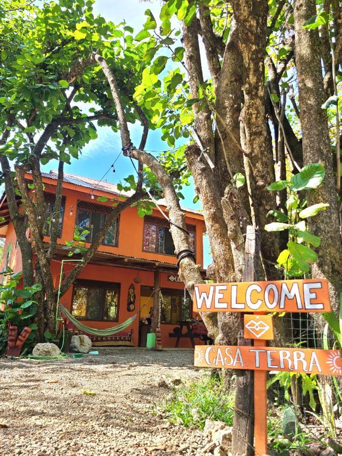 Casa Terra Hostel Sámara Eksteriør billede